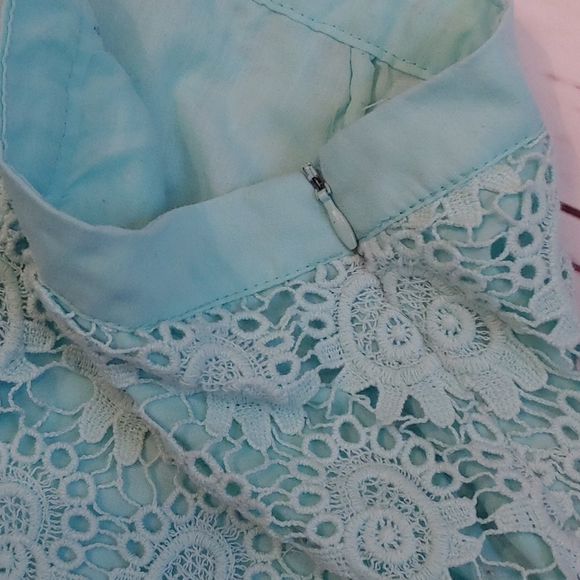 Aqua lace shorts size 1 - Picture 4 of 5